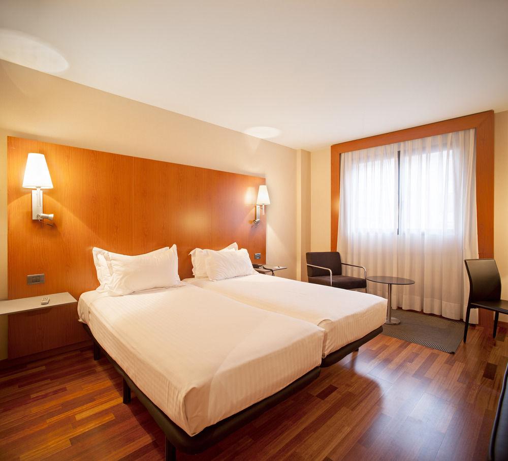 Ac Hotel Huelva By Marriott Экстерьер фото